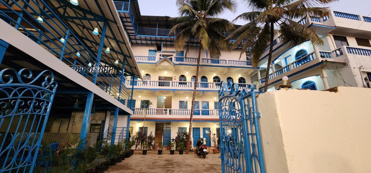 Mandrem Retreat Beach Resort Goa Velha Esterno foto