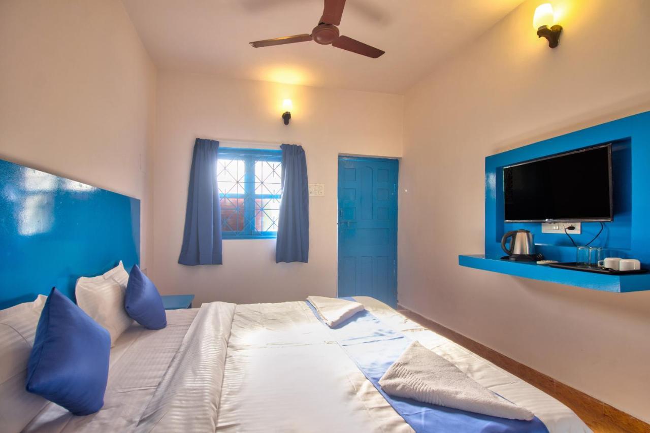 Mandrem Retreat Beach Resort Goa Velha Esterno foto