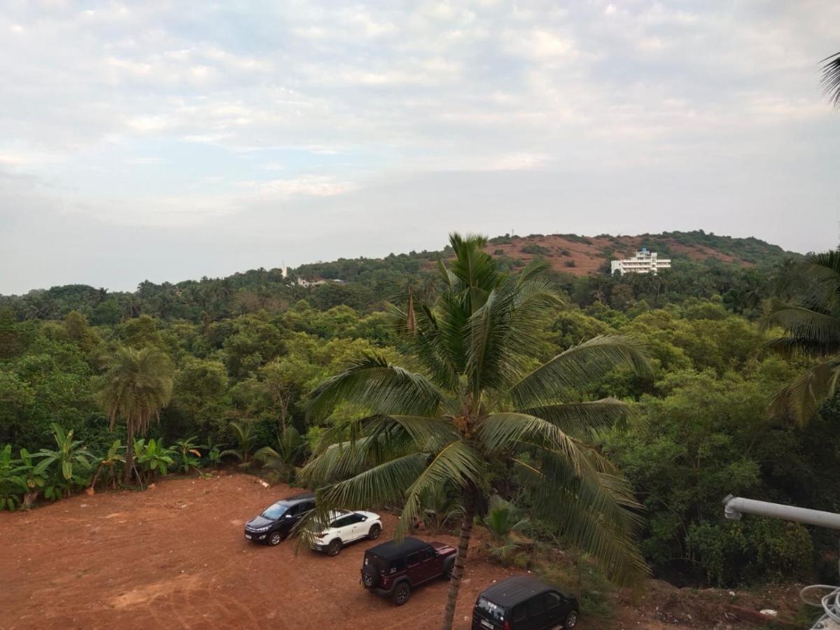 Mandrem Retreat Beach Resort Goa Velha Esterno foto