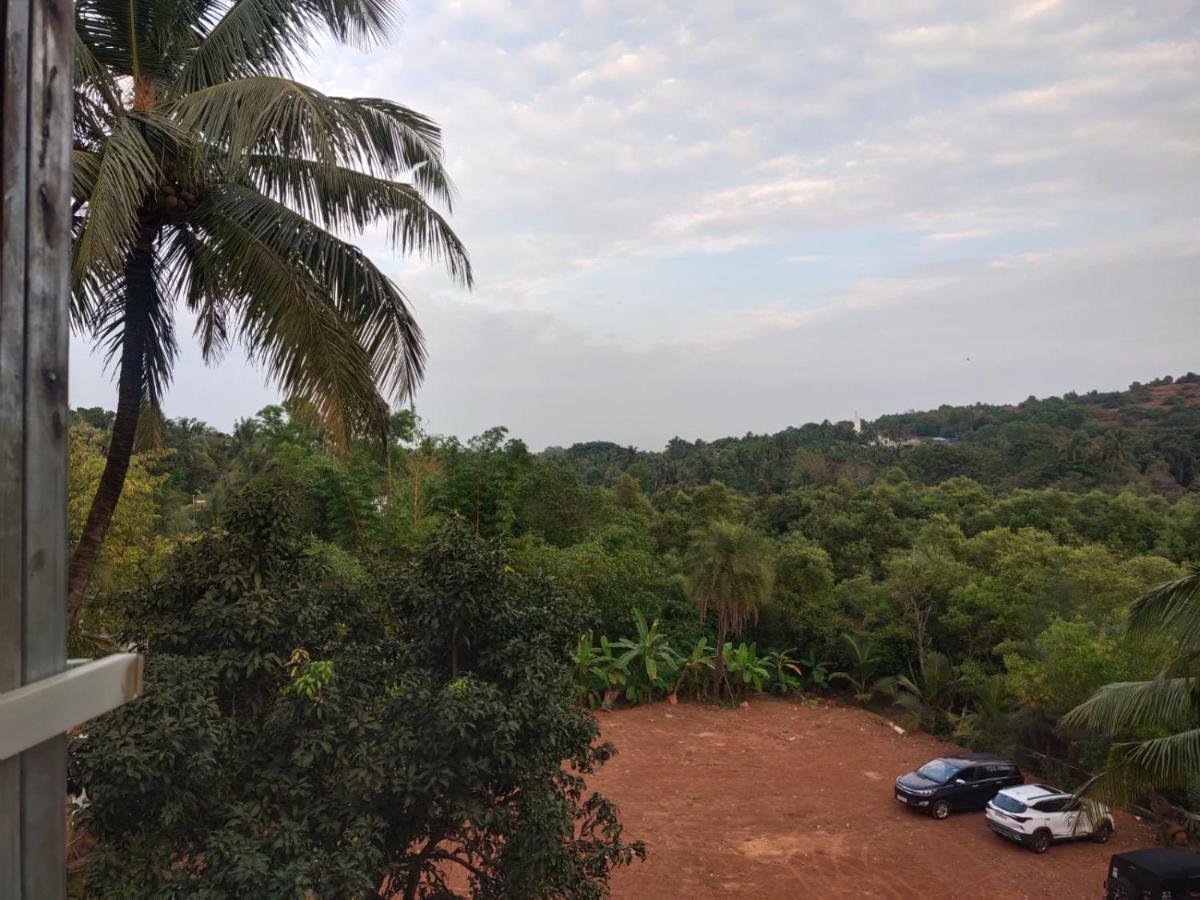 Mandrem Retreat Beach Resort Goa Velha Esterno foto