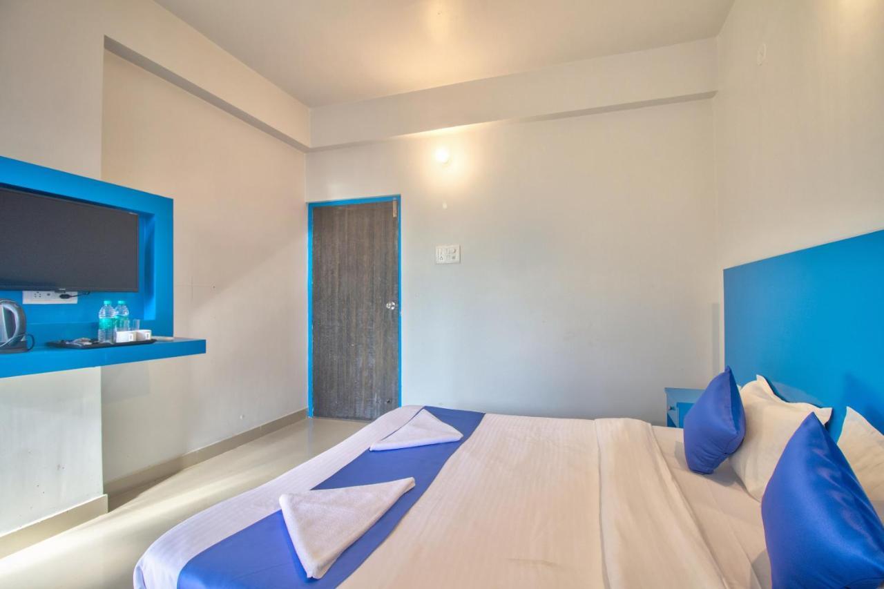 Mandrem Retreat Beach Resort Goa Velha Esterno foto