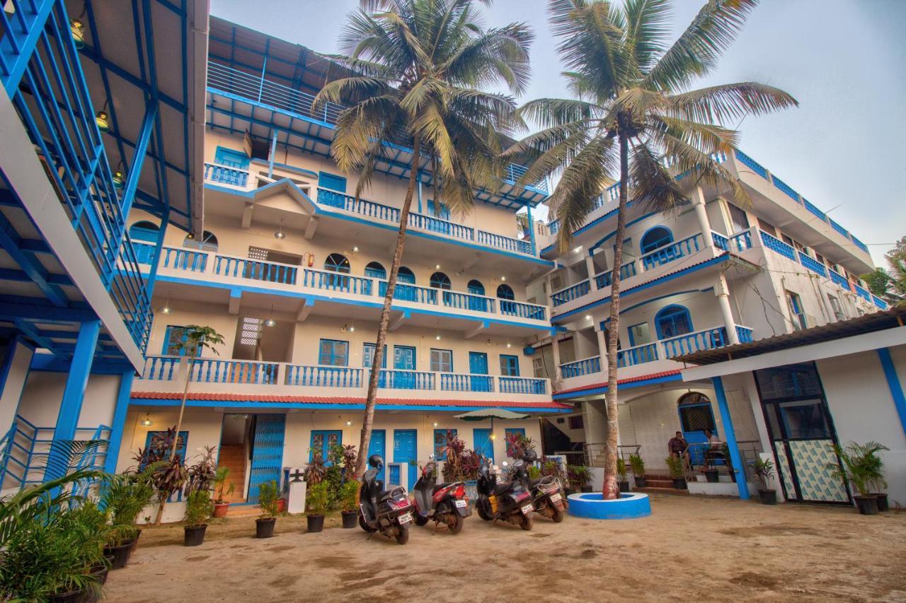 Mandrem Retreat Beach Resort Goa Velha Esterno foto