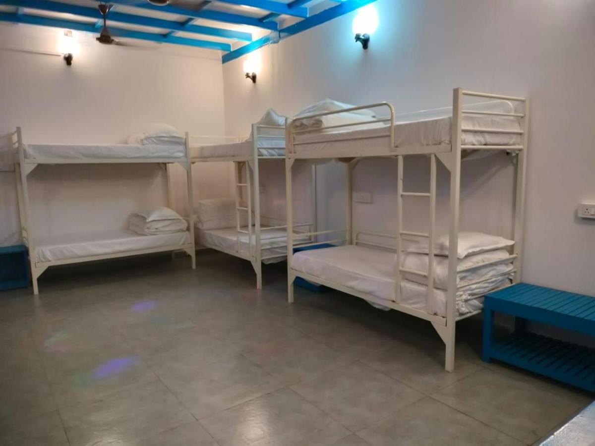 Mandrem Retreat Beach Resort Goa Velha Esterno foto