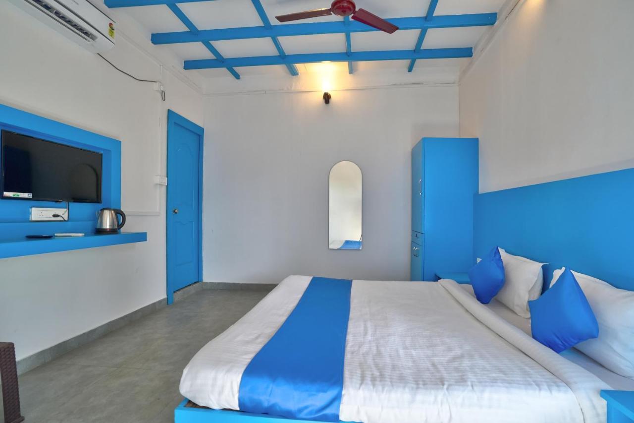 Mandrem Retreat Beach Resort Goa Velha Esterno foto