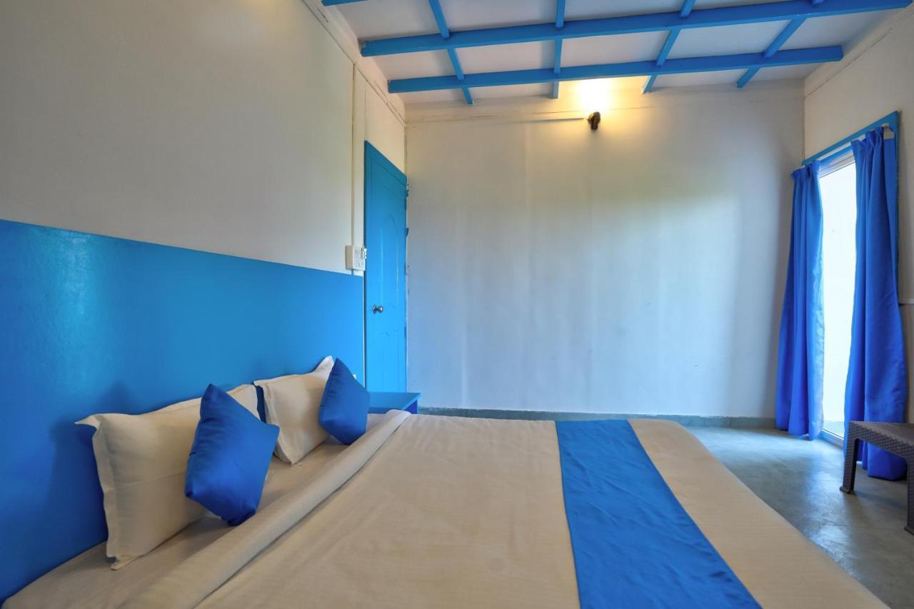 Mandrem Retreat Beach Resort Goa Velha Esterno foto