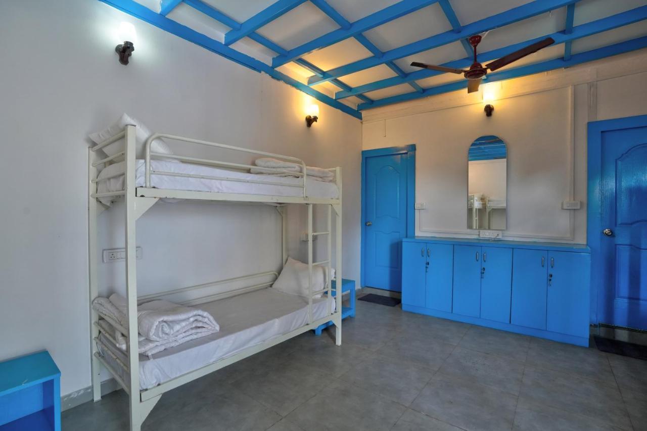 Mandrem Retreat Beach Resort Goa Velha Esterno foto